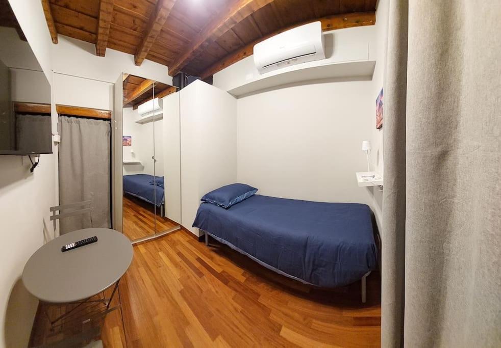 Appartamento In Centro A Brescia:La Piccola House ภายนอก รูปภาพ